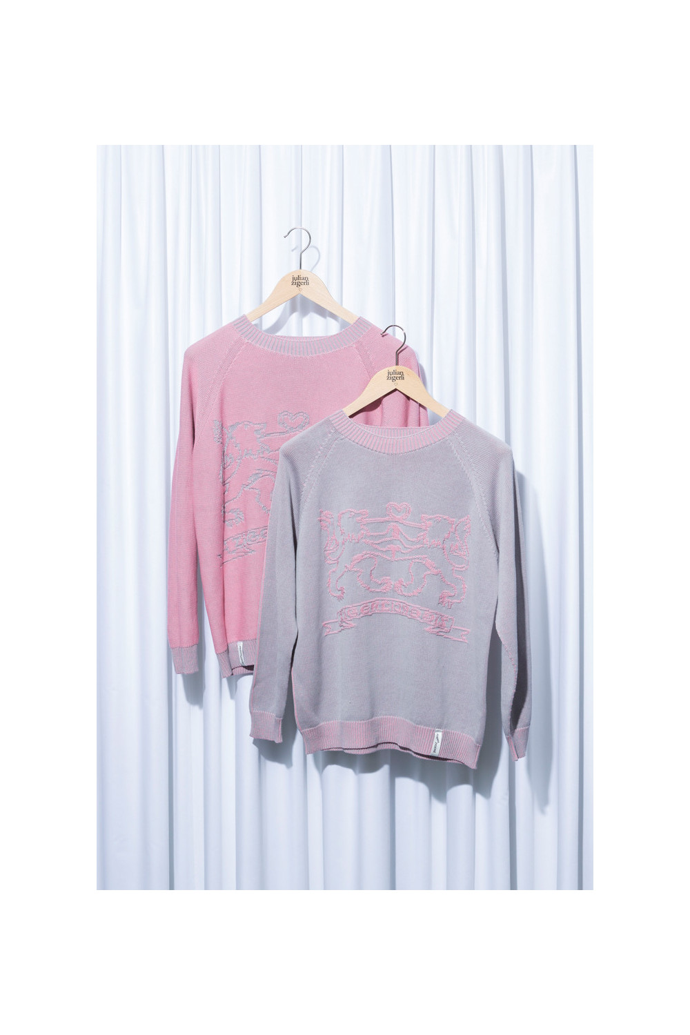 Züri Leu Knit Sweater – Light Grey/Pink